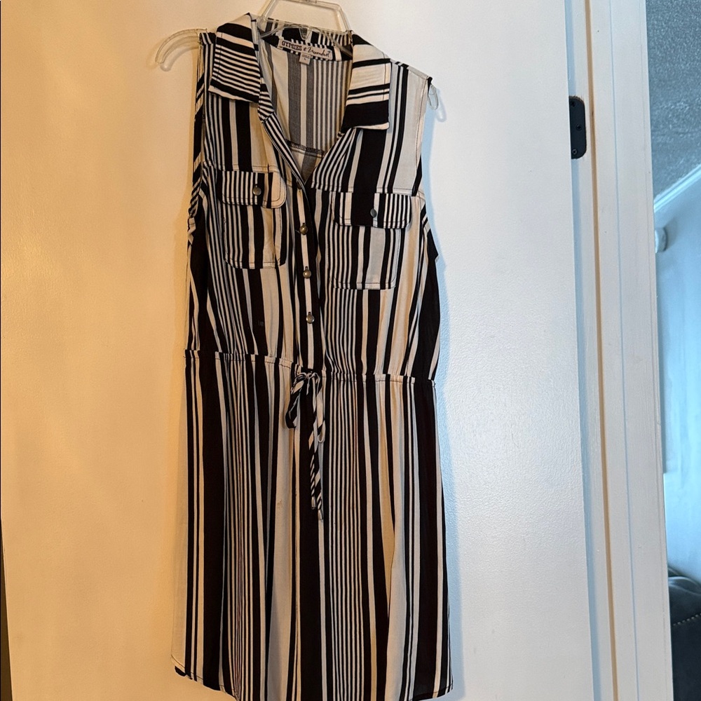Chic Striped Sleeveless Midi Dress